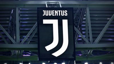 Juventus offices raided as club are investigated for false accounting