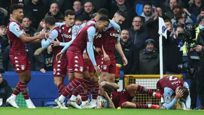 Lucas Digne struck by bottle thrown by Everton fan during goal celebration