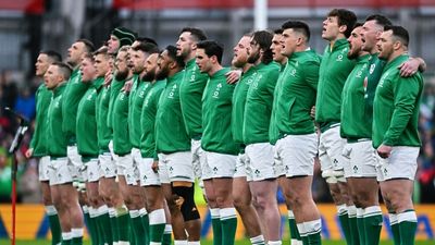 Johnny Sexton the only change for Ireland team to play France