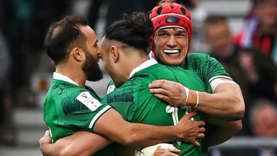 Full Ireland ratings as we make hard bloody work against 14-man England