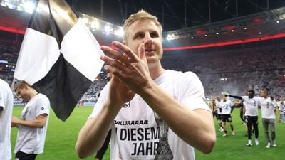 Eintracht Frankfurt defender Martin Hinteregger retires amid links with right-wing extremist