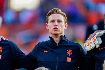 Frenkie De Jong has reportedly told Chelsea he favours move to Man United