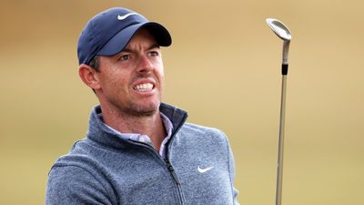 Rory McIlroy gets Open crowds roaring with ballsy shot on ‘Road Hole’