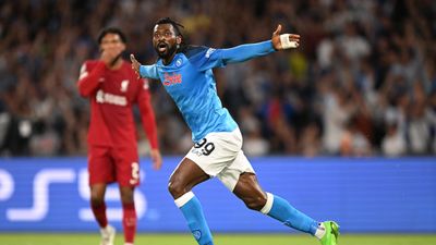 Napoli hammer Liverpool in opening Champions League group game