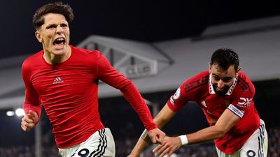 Alejandro Garnacho breaks Fulham hearts with late Man United winner