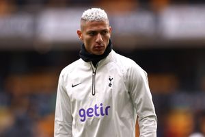 Antonio Conte calls Richarlison ‘sh*t’