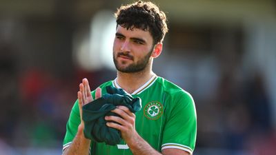 English FA trying to convince Everton and Ireland U21 striker Tom Cannon to switch allegiance