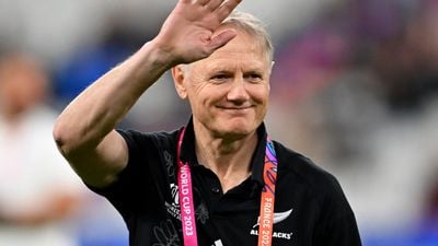 Joe Schmidt reportedly set to succeed Eddie Jones as Australia coach