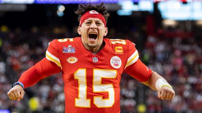 “Give him his crown!” – Patrick Mahomes inspires Chiefs to Super Bowl glory