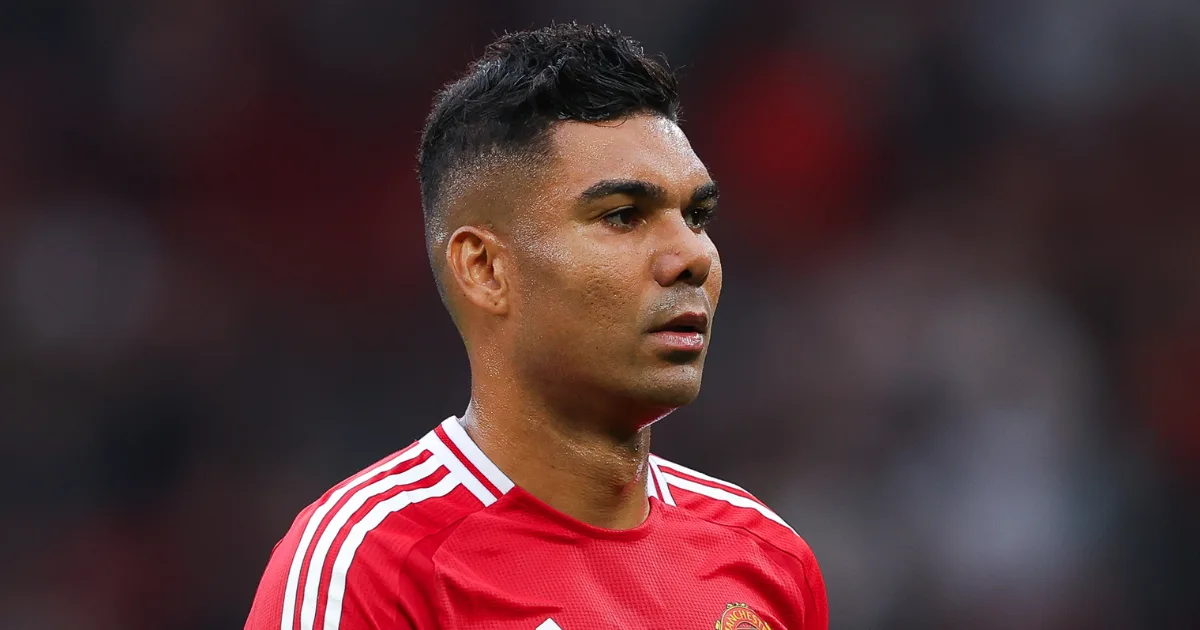 Man United players offer bizarre theory on Casemiro’s decline